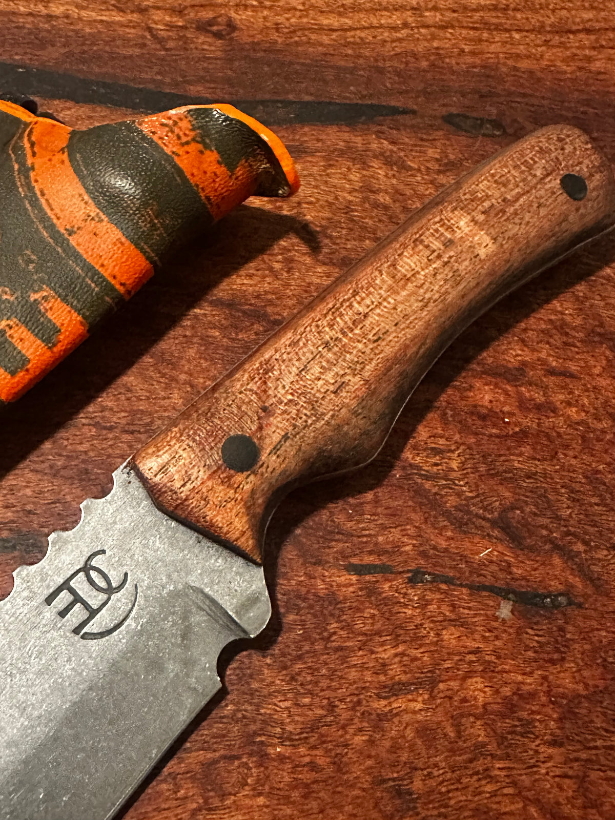 RockinEDC Cazador 80CrV2 South Texas Mesquite Fixed Blade Hunter Orange Kydex