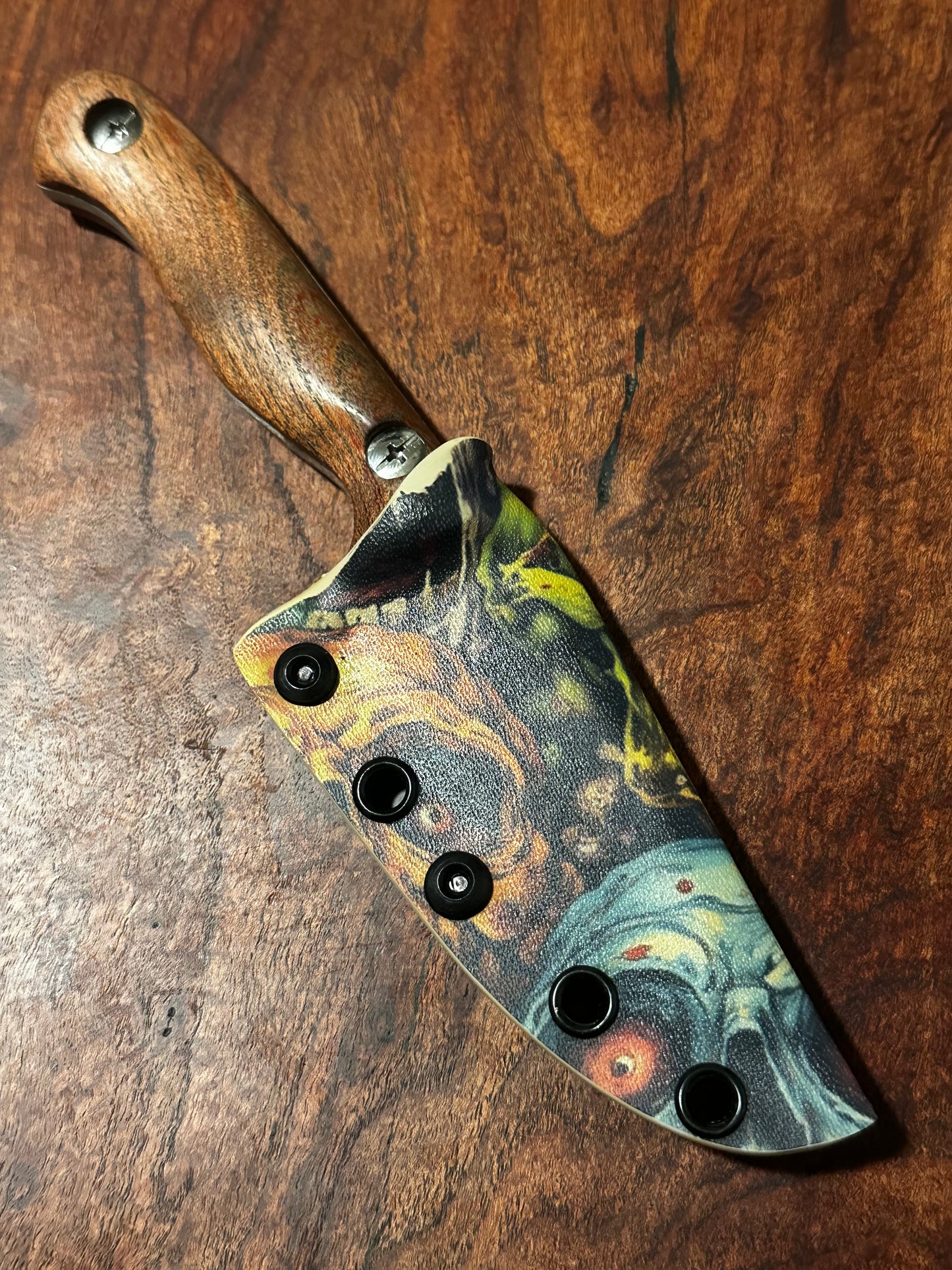 Bracero Fixed Blade Hunting Knife 8Cr13MoV Steel w/ Mesquite Handle Zombie Kydex Sheath