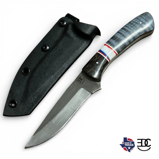 Carbon Steel vs Stainless Steel Knives: Which Is Better for Hunting, EDC, and Outdoor Use?