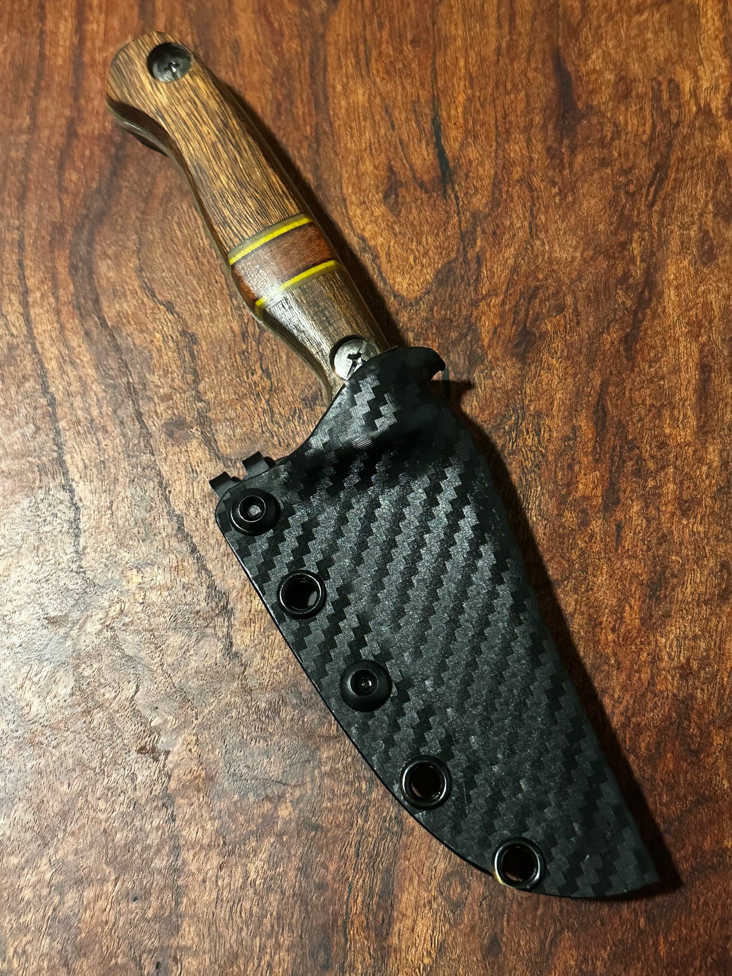 Bracero Fixed Blade Hunting Knife 8Cr13MoV Steel w/ Bolivian Rosewood & Mexican Bocote Handle carbon Kydex Sheath