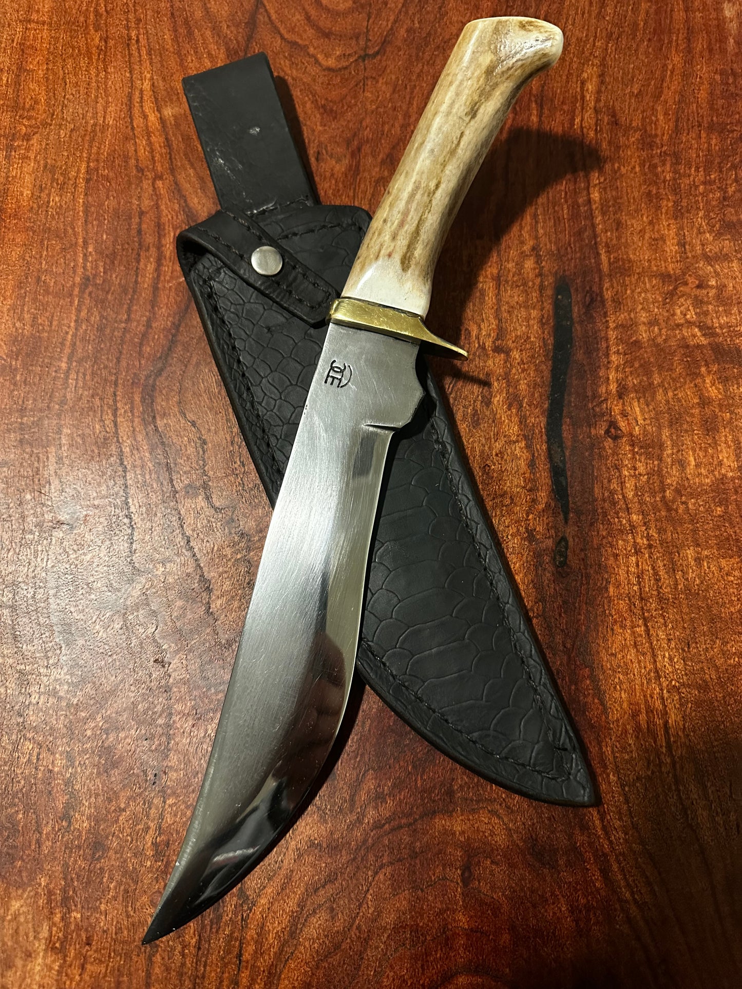 Handmade Carbon Steel Bowie Knife White Tail Stag Handle w/ Leather Sheath