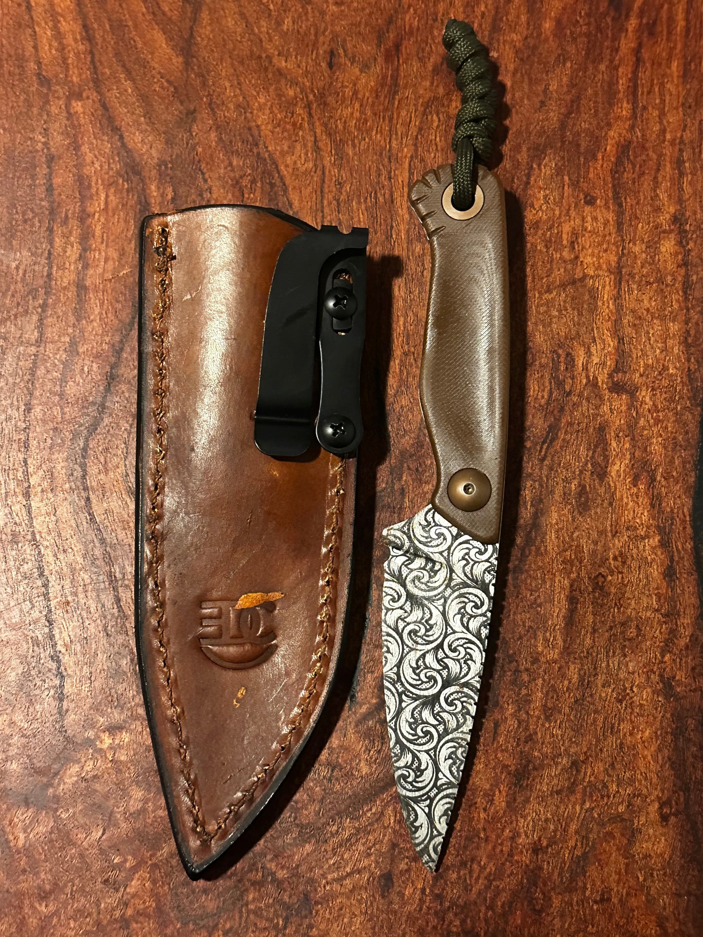 Bracero Fixed Blade Hunting Knife – 8Cr13MoV Steel w/ Brown G10 Handle & Leather Sheath (7.8”)