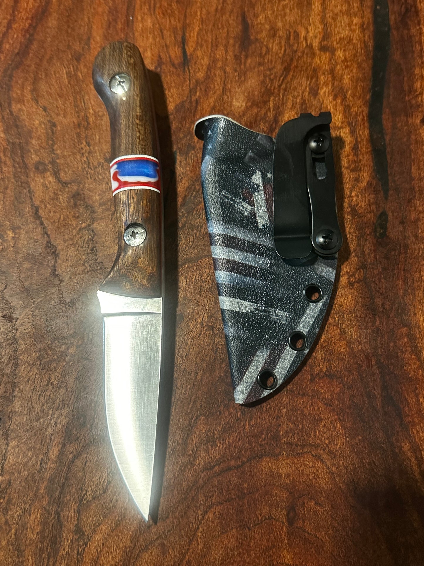 Handmade 8Cr13MoV Fixed Blade EDC Knife 3” Blade Bolivian Rosewood Handle USA Flag Kydex Sheath